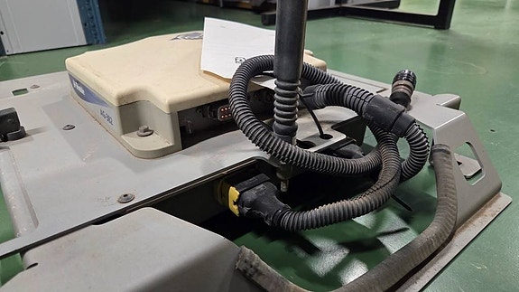Trimble AG-382 GPS RTK 2 of 3