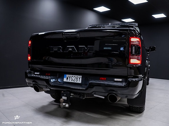 Dodge RAM 1500 14 of 30