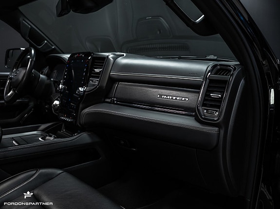 Dodge RAM 1500 29 of 30