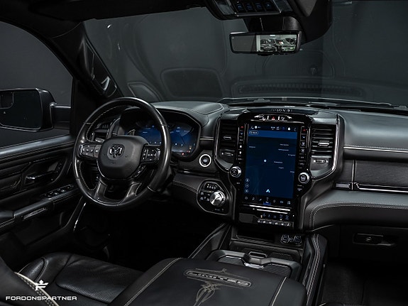 Dodge RAM 1500 24 of 30