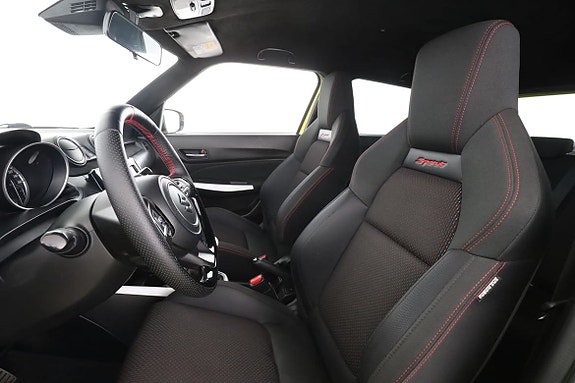 Suzuki Swift 11 of 30