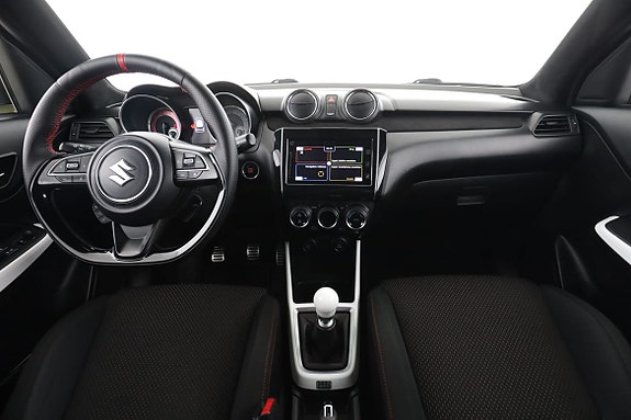 Suzuki Swift 13 of 30
