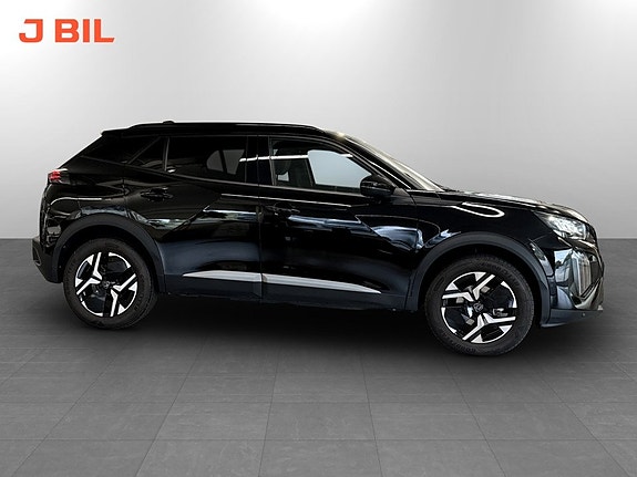 Peugeot 2008 16 of 18
