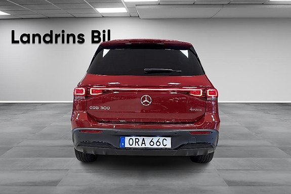 Mercedes-Benz EQB300 5 of 19