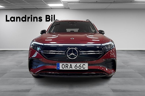 Mercedes-Benz EQB300 2 of 19
