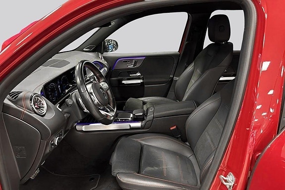 Mercedes-Benz EQB300 8 of 19