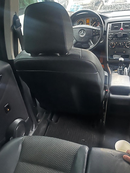 Mercedes-Benz B170 6 of 11