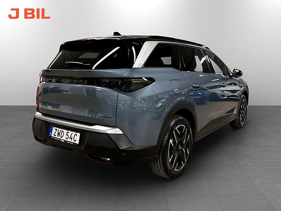 Peugeot 5008 3 of 19