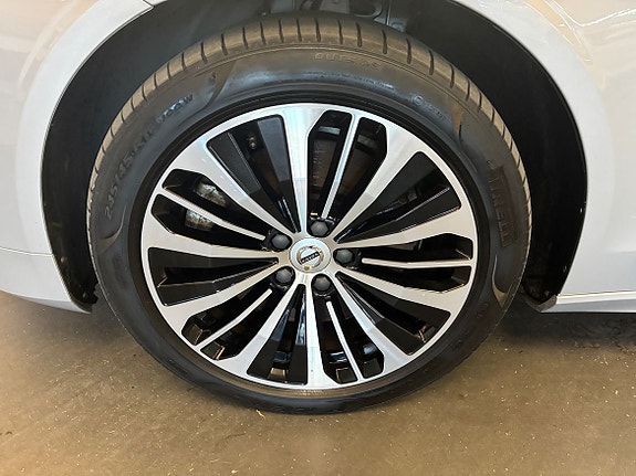 Volvo V90 5 of 22