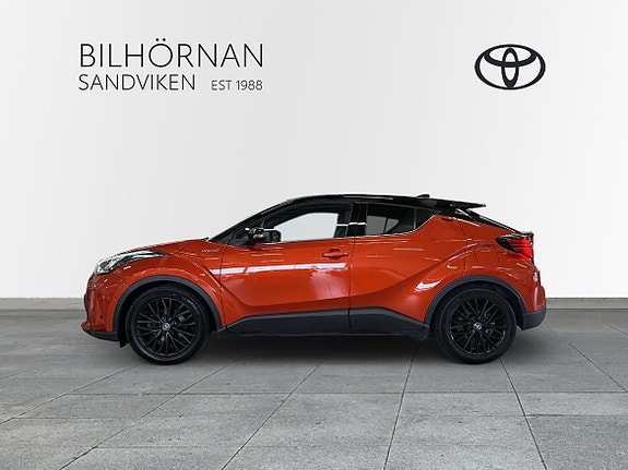 Toyota C-HR 4 of 12
