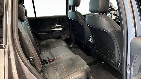 Mercedes-Benz EQB300 5 of 9