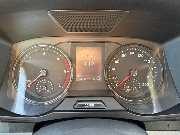 Volkswagen Crafter 35 13 of 27