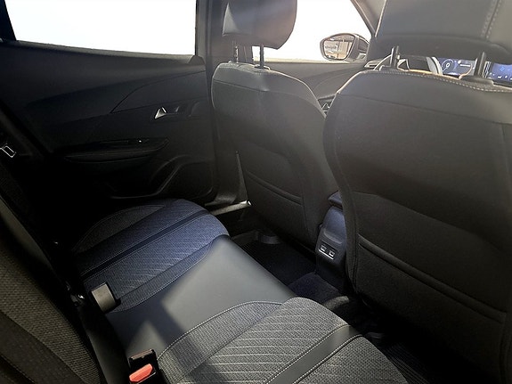 Peugeot 2008 12 of 15