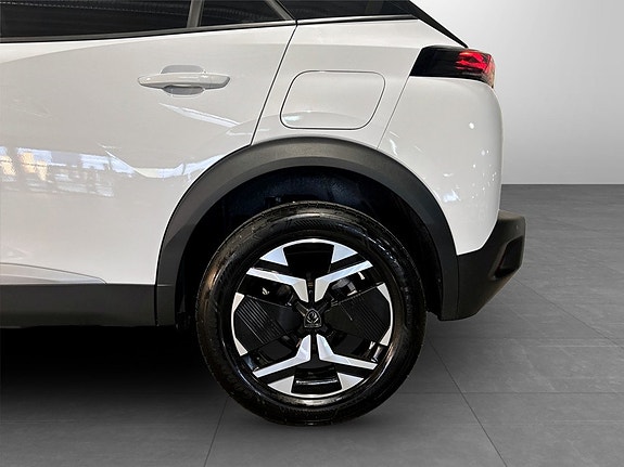 Peugeot 2008 14 of 15