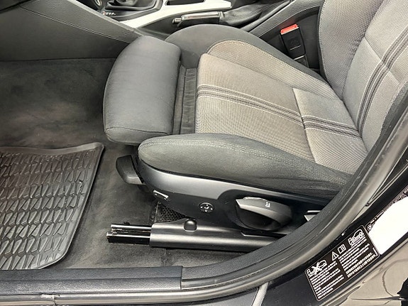 BMW X1 7 of 15
