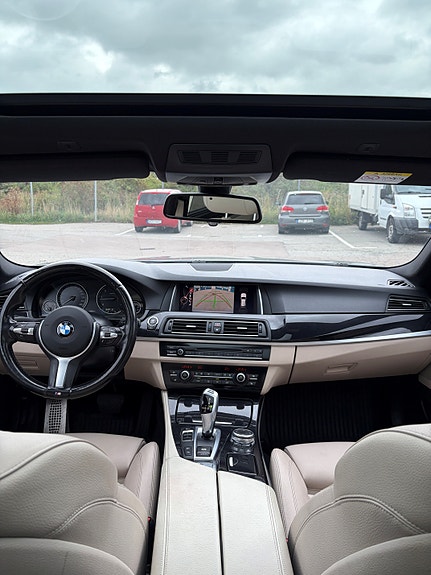 BMW 520d 4 of 6
