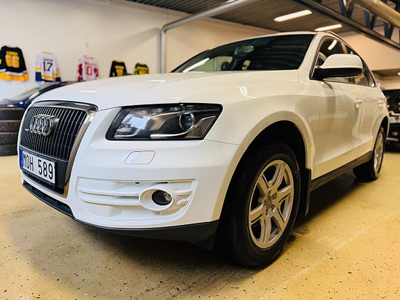 Audi Q5 2 of 20