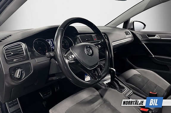 Volkswagen Golf Alltrack 9 of 22