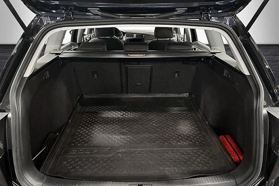 Volkswagen Golf Alltrack 22 of 22