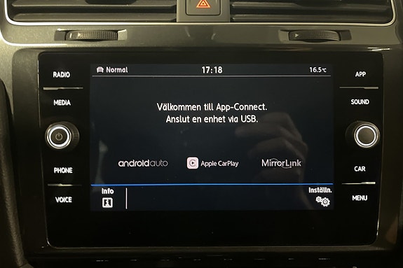 Volkswagen Golf Alltrack 19 of 22