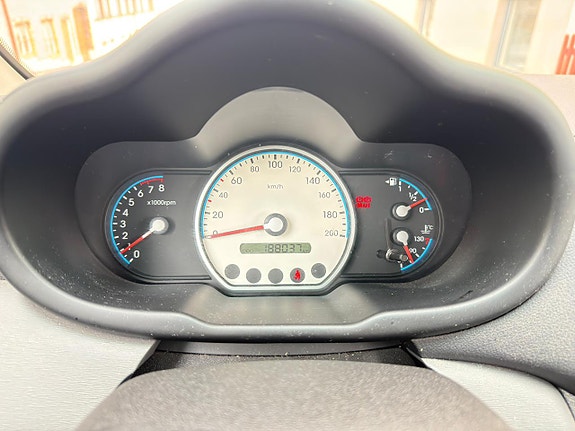 Hyundai i10 5 of 5