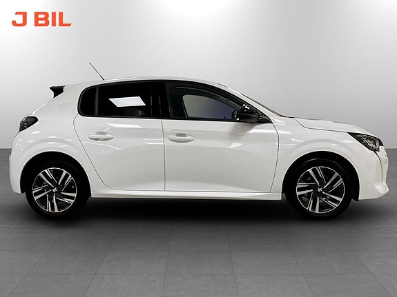 Peugeot 208 14 of 16