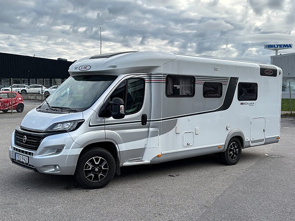LMC Premium T 711 -Alde- Aut -Långbädd- Toa/dusch bak 5 of 18