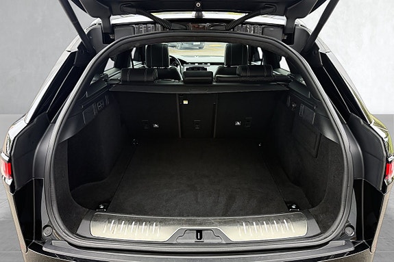Land Rover Range Rover Velar 23 of 30