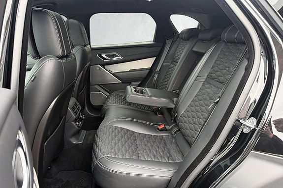 Land Rover Range Rover Velar 24 of 30