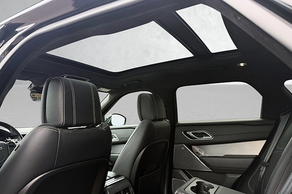 Land Rover Range Rover Velar 26 of 30