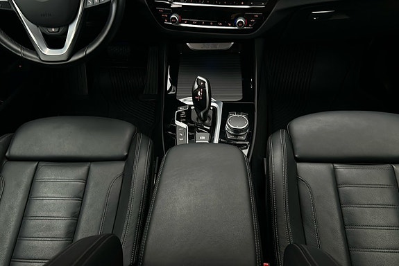 BMW X3 9 of 24