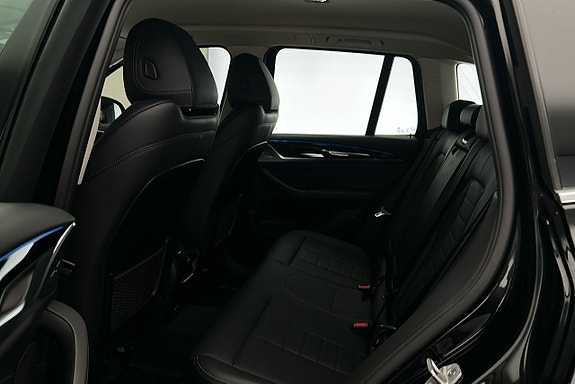 BMW X3 13 of 24