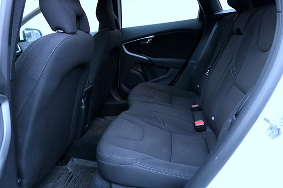 Volvo V40 10 of 27
