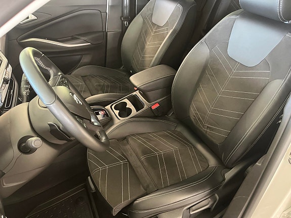 Opel Grandland X 8 of 12