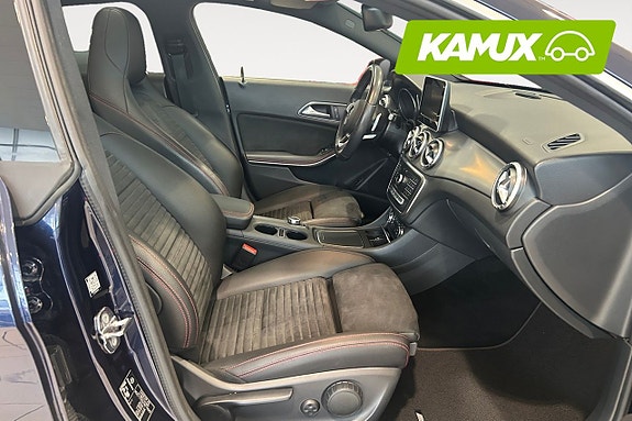 Mercedes-Benz CLA220 d 14 of 26