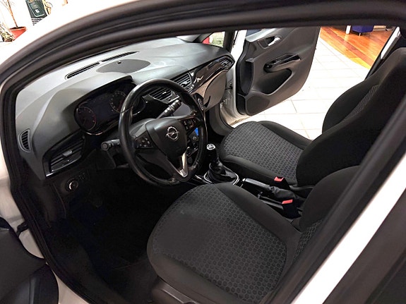 Opel Corsa 8 of 13