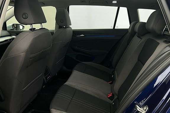Volkswagen Golf Alltrack 13 of 29