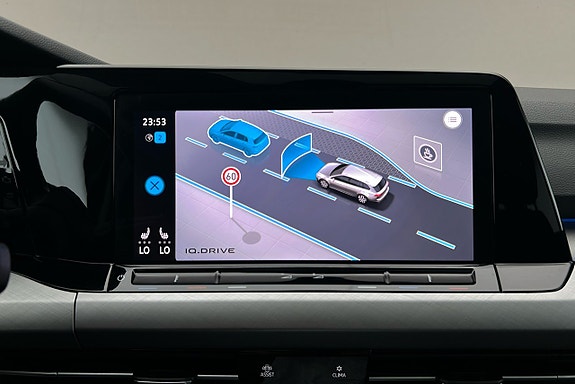 Volkswagen Golf Alltrack 23 of 29