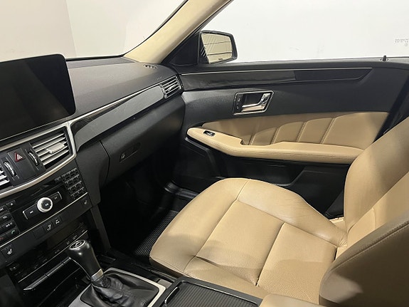 Mercedes-Benz E250 16 of 20