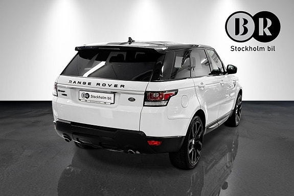 Land Rover Range Rover Sport 3 of 17