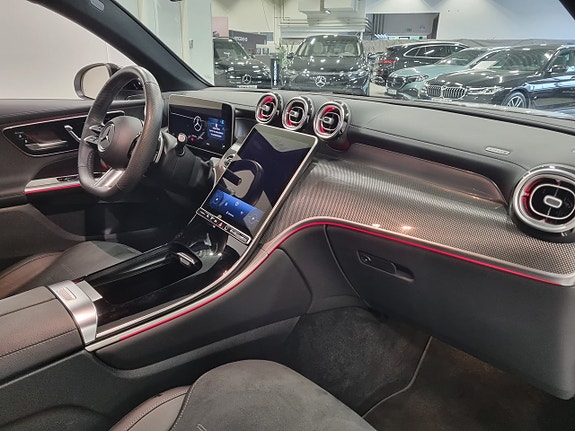 Mercedes-Benz GLC300 de 8 of 17