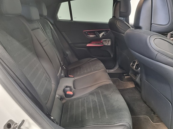 Mercedes-Benz GLC300 de 11 of 17