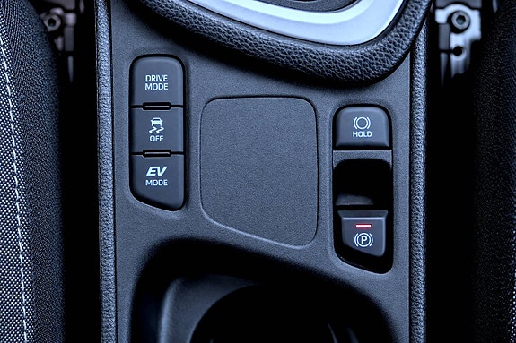 Toyota Yaris 25 of 27
