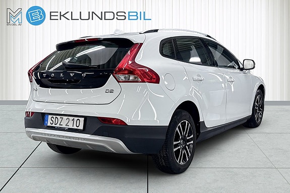 Volvo V40 Cross Country 5 of 22
