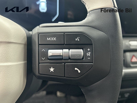 Kia K4 20 of 23