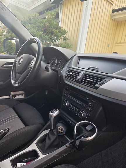 BMW X1 4 of 6