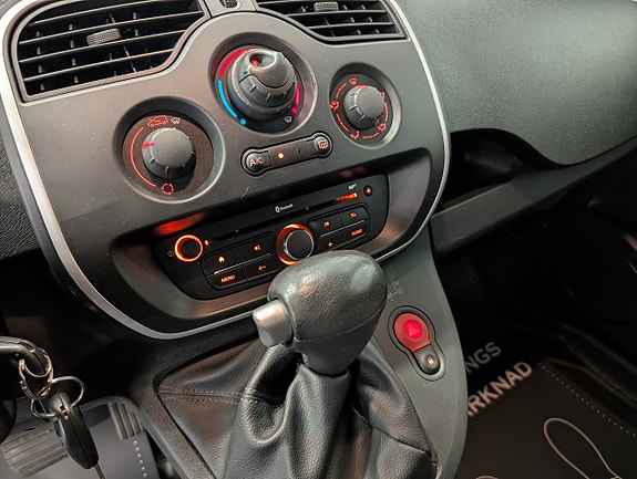 Renault Kangoo Express 13 of 17