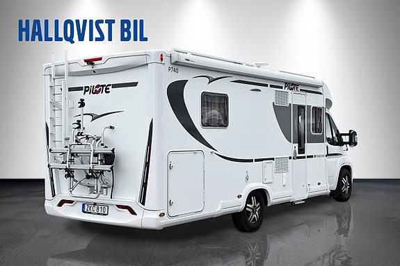 Pilote P 740 Sensation Quennbed Alde Solcell Litium AC bodel 4400kg totalvikt 4 of 21