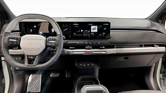 Kia EV3 4 of 13
