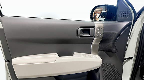 Kia EV3 11 of 13